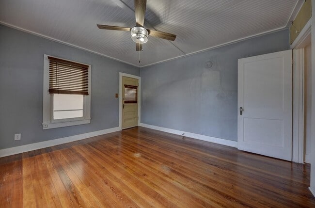 Photo - 239 N Monroe St