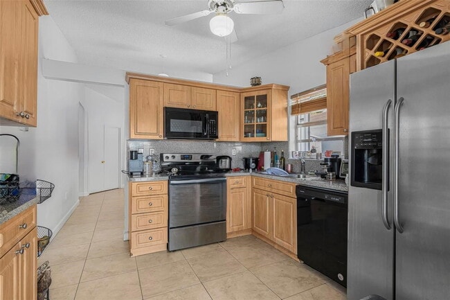 Photo - 8520 NW 193rd Ln