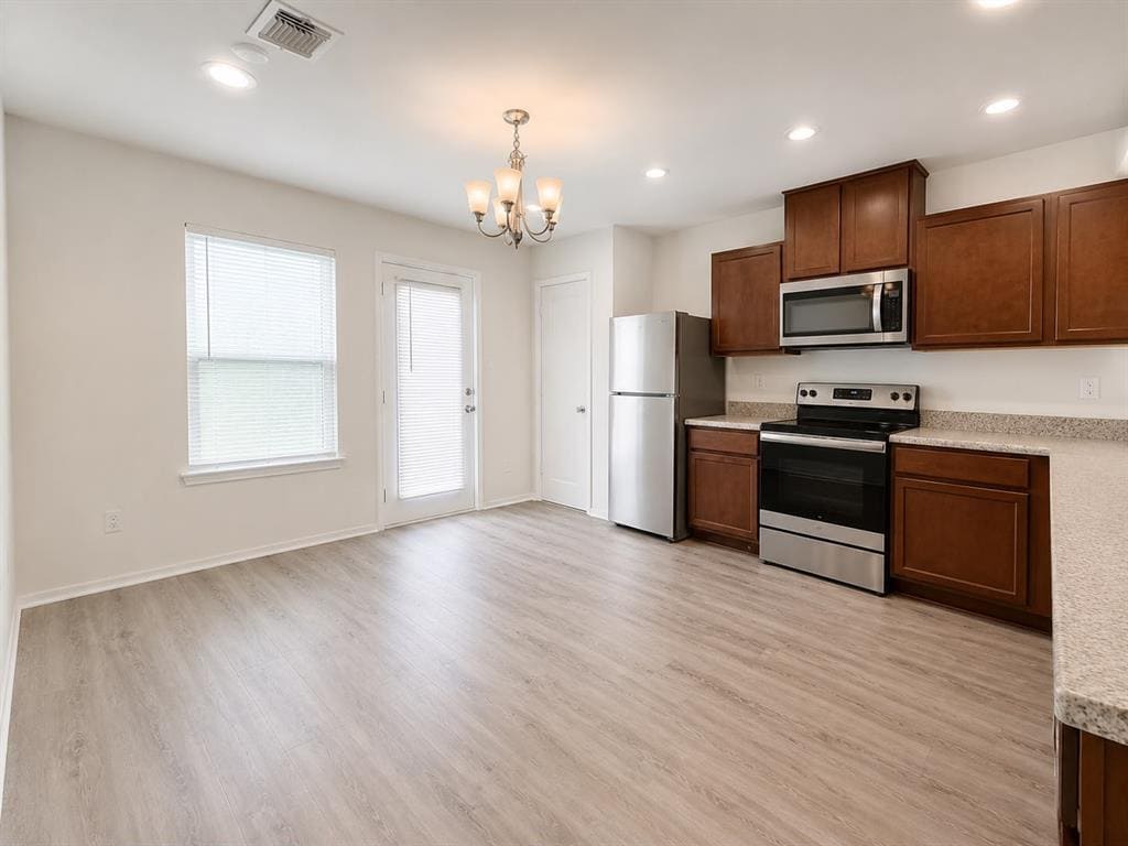 Photo - 13800 Benjamin Harrison St