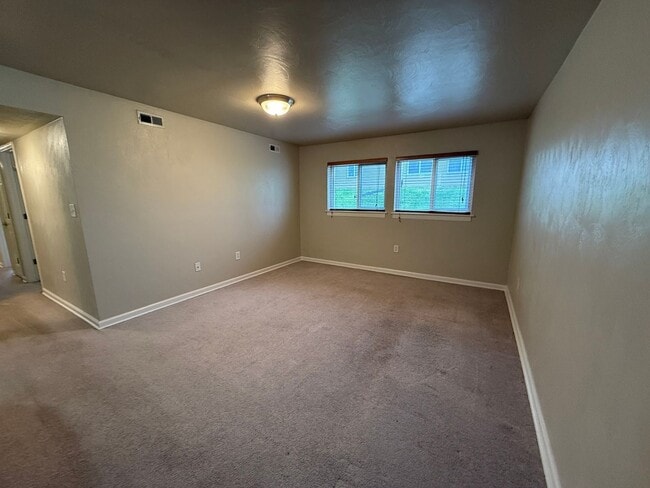 Photo - 1730 Liberty Ln Unit 14