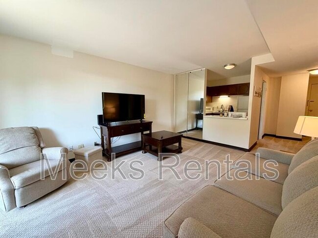 Photo - 1800 Roundhill Rd