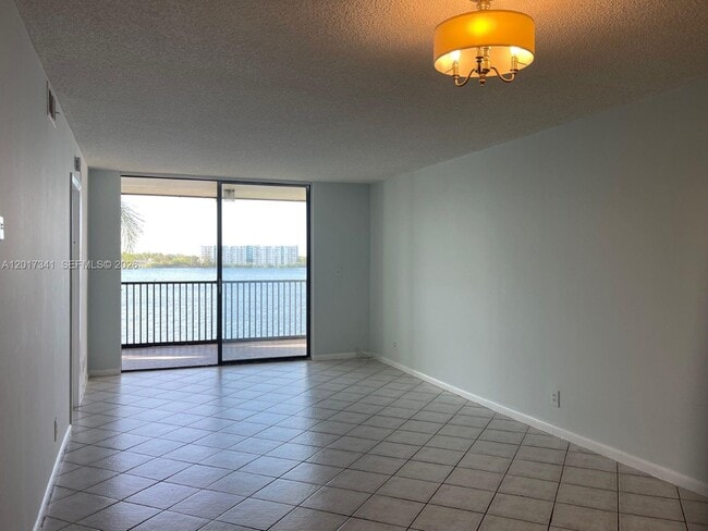Photo - 117 Lake Emerald Dr Unit 308