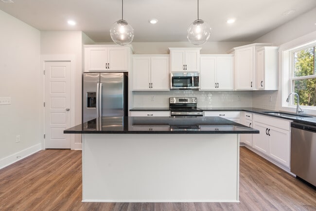 Photo - 125 Beacon Dr