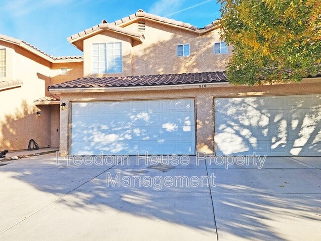 Photo - 910 Bourbon St Unit #2