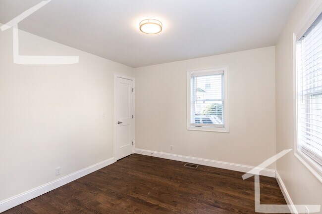 Photo - 2 Chestnut Pl Unit 1