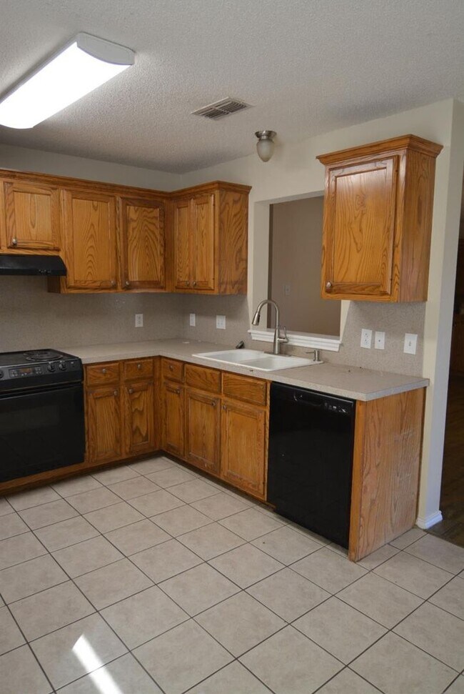 Photo - 6302 34th Pl Unit 6302 34th Pl.- 2