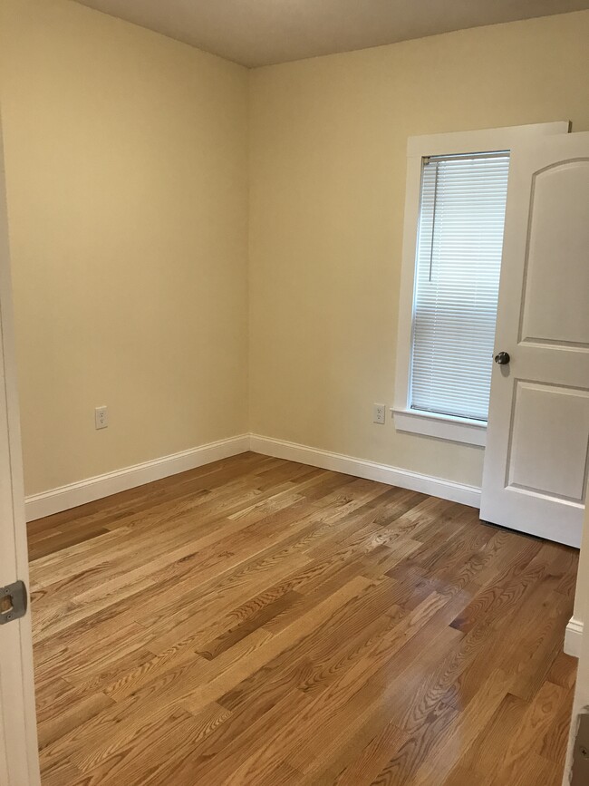 Photo - 20 Rockdale Ave