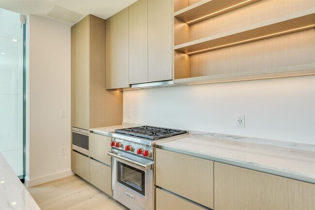 Photo - 610 Davis St Unit 2305