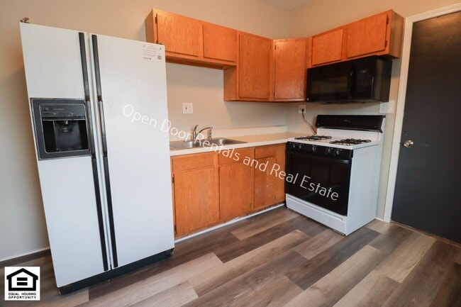 Photo - 255 S Wayne St Unit Apt 105
