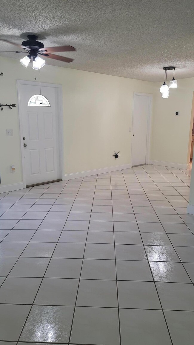 Photo - 2590 NW 98th Ave