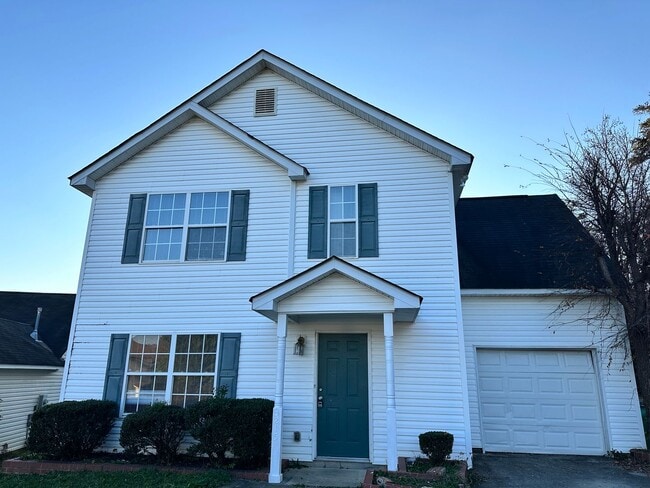 Beautiful Four Bedroom Home in Thompson Gl... - Beautiful Four Bedroom Home in Thompson Gl...