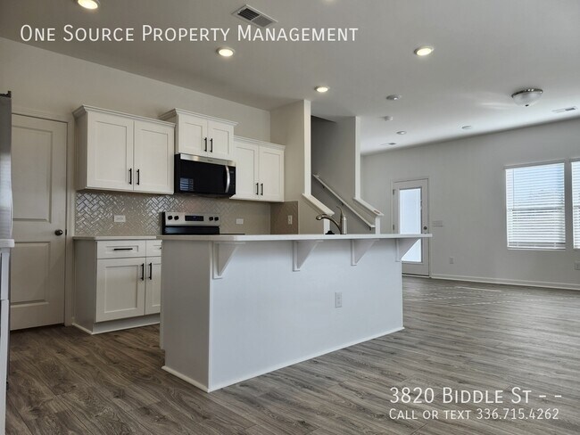 Photo - 3820 Biddle St