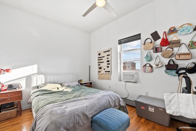 Photo - 280 Grand St Unit 3