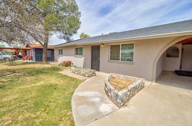 Photo - 334 W Harding Ave Casa