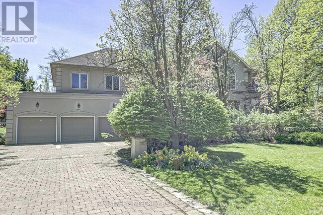 Photo - 155 Renaissance Ct