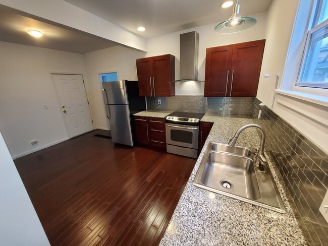 Photo - 325 S Goodman St Unit DN