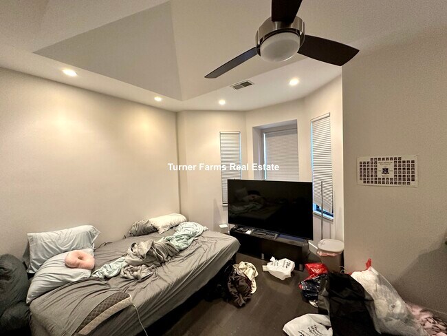 Photo - 25 Worthington St Apartments Unit 2