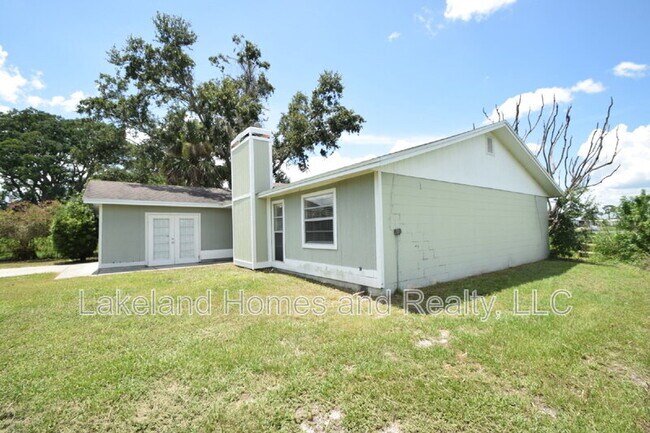 Photo - 1204 Honeytree Ln W