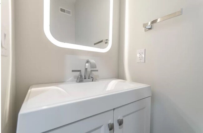 Photo - 1927 N 5th St