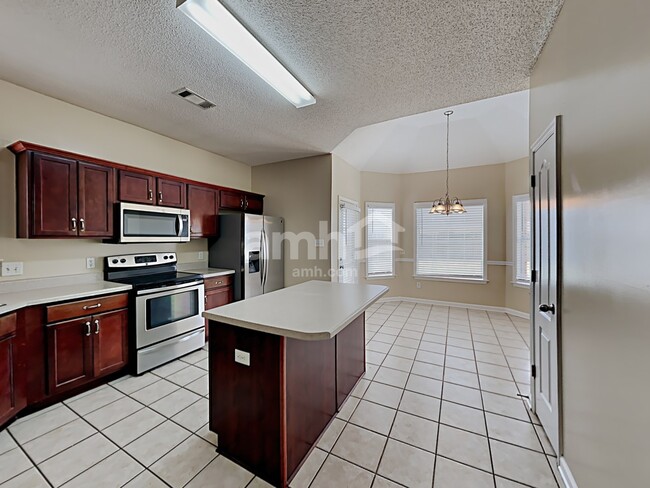 Photo - 9321 N Fairmont Cir