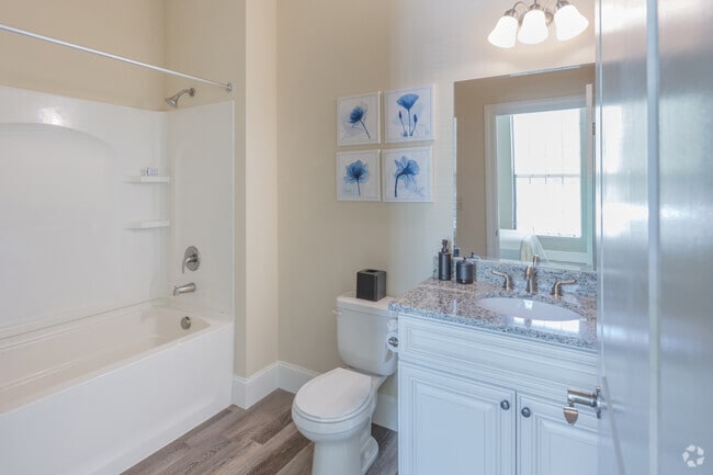 2BR, 2BA - 1,050SF Primary Bathroom