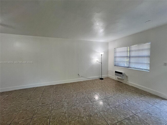 Photo - 5600 NE 1st Ave Unit 2