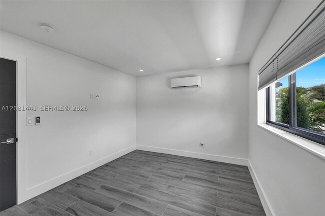 3362 SW 7th St Unit 3362