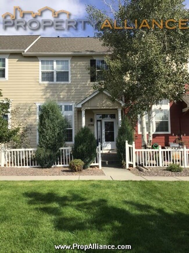 Townhome for rent near Red Hawk golf cours... - Townhome for rent near Red Hawk golf cours...
