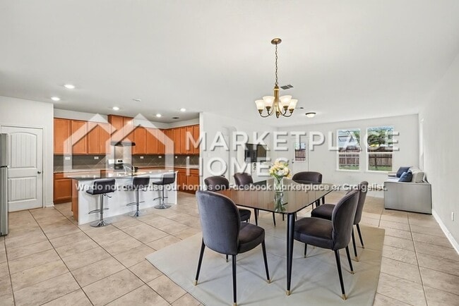 Photo - 3901 Legend Hill