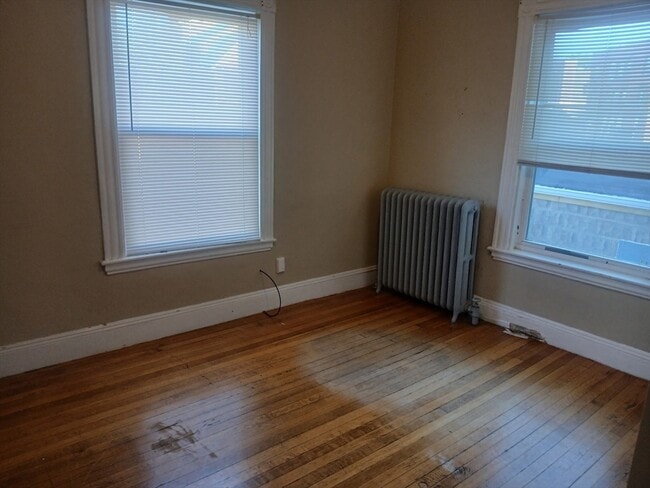 Photo - 27 Gaston St Unit 1