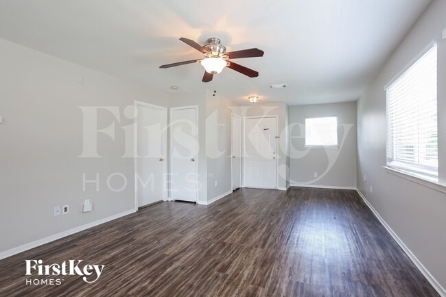 Photo - 1523 Nichole Woods Dr