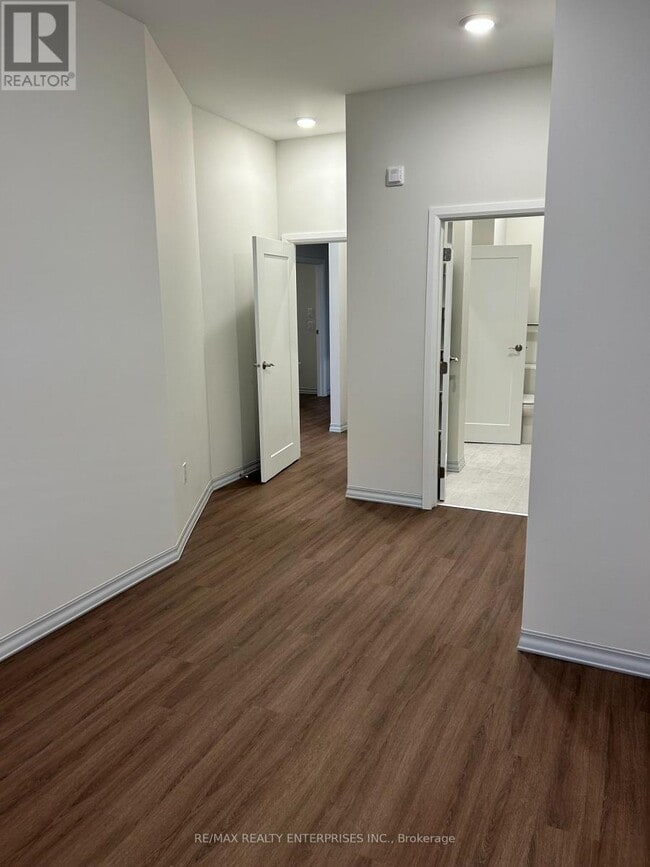 Photo - 845 2nd Ave E Unité #203