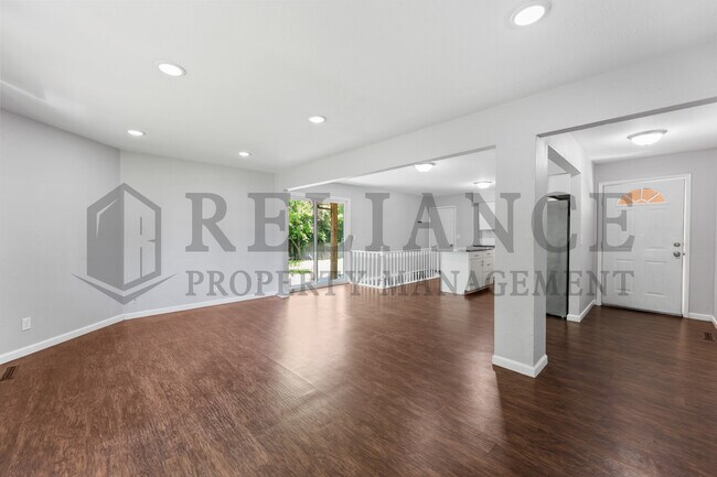 Photo - 2521 N Bleckley