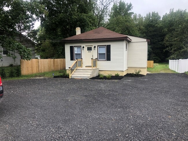 422 Elbo Ln
