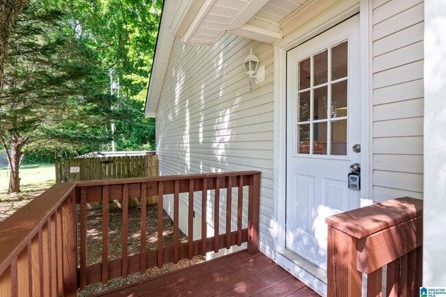 Photo - 1004 W Walnut St