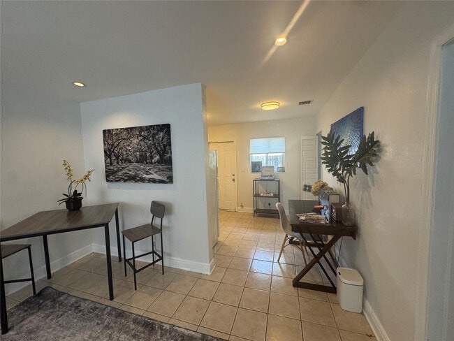 Photo - 1107 NW 4th Ave