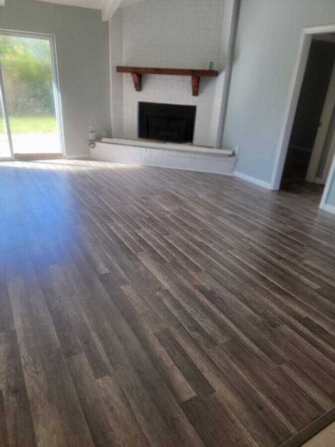 Photo - 1601 Yorktowne Dr