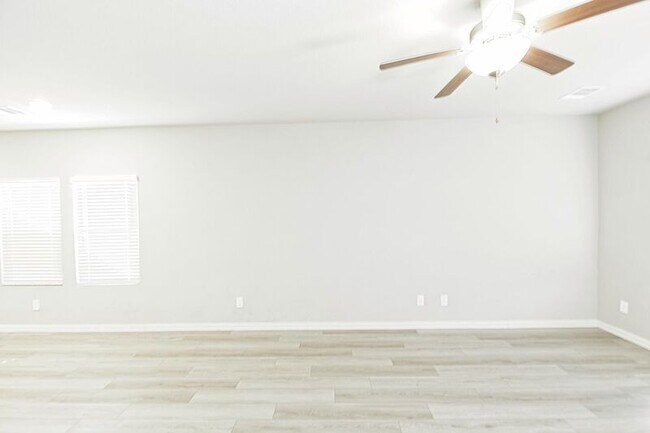 Photo - 3913 Murvaul Dr