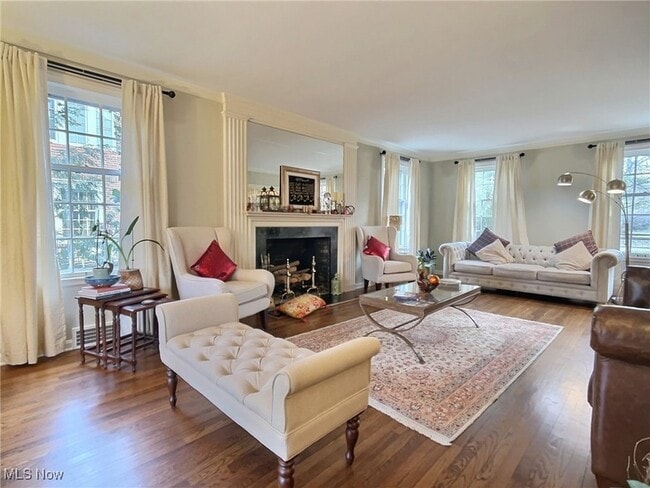 Photo - 14575 Shaker Blvd