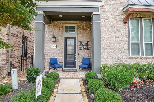 Photo - 18214 Lake Eagle Dr