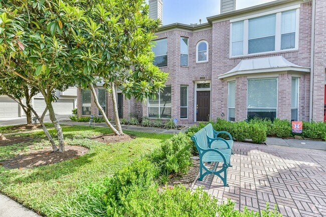 Building Photo - Offered by Precision Realty & Management, ... Rental