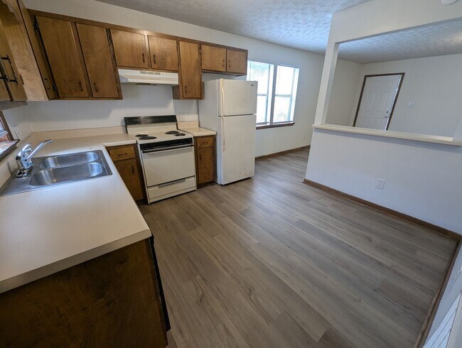Photo - 250 Reed St