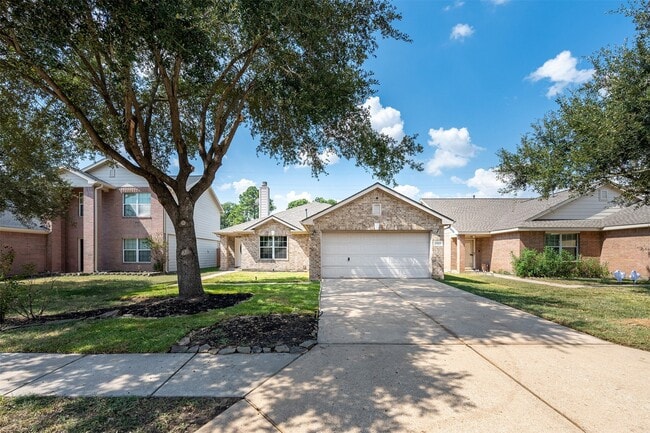 Photo - 15823 Kings Cypress Ln