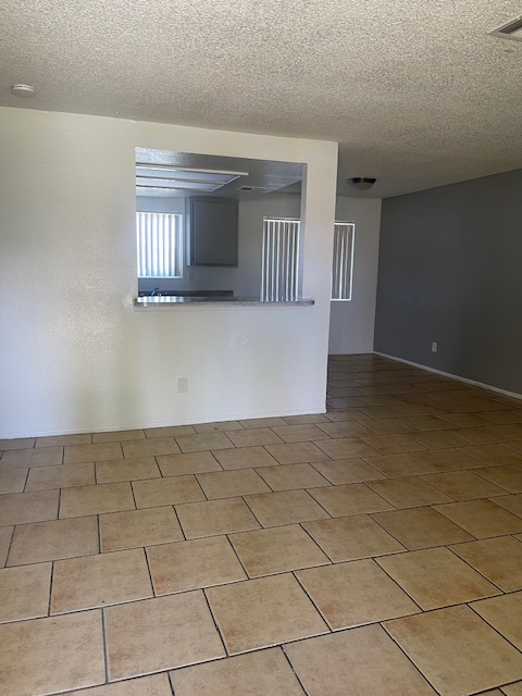 Photo - 18125 Bellflower St Apartamento Unidad 112