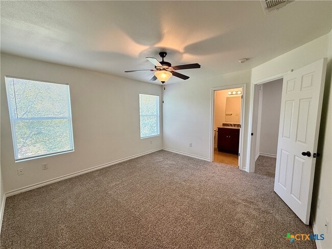 91 Plaza Dr