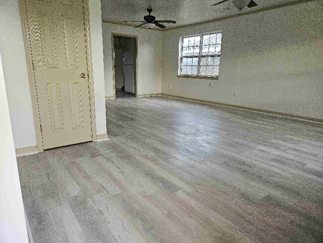 Photo - 1903 Rosary Dr