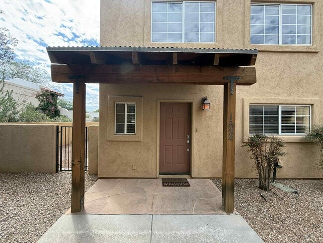 Photo - 500 N Forgeus Ave