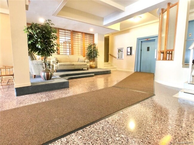 Photo - 10 Lake St Unit 4A