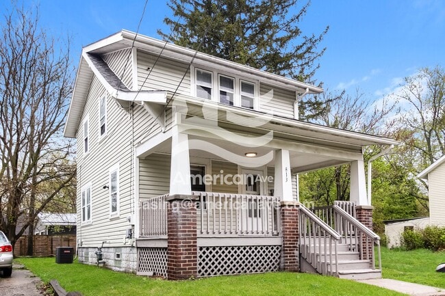 Photo - 813 Fess Ave