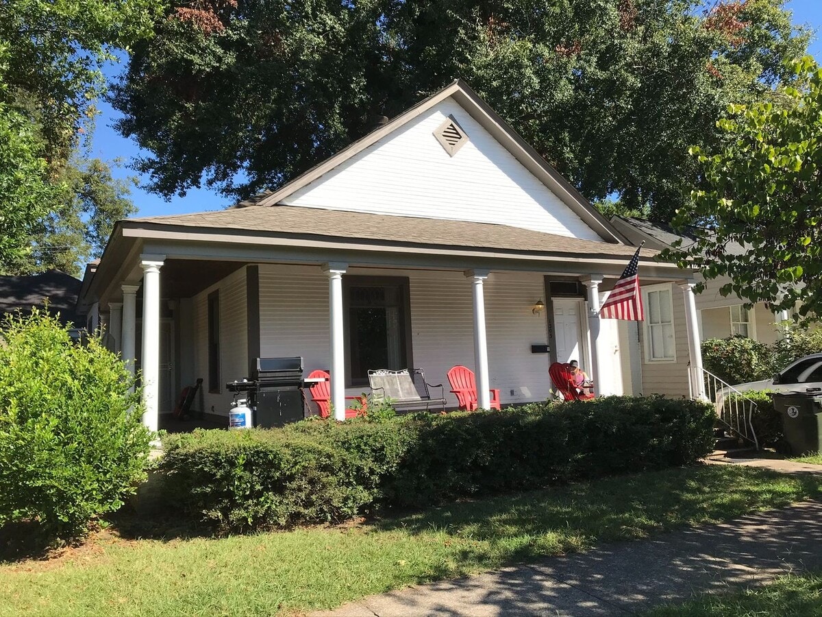 Photo - 1303 Queen City Ave
